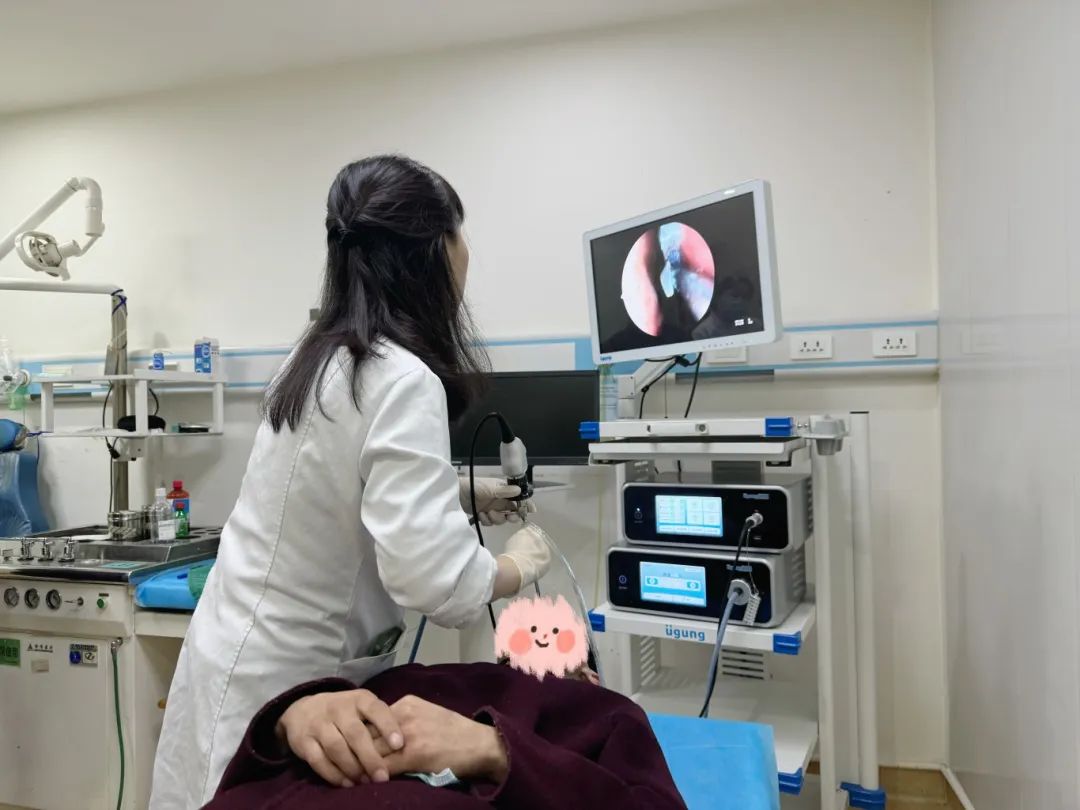 急！男子打籃球撞歪鼻子導(dǎo)致鼻部畸形，